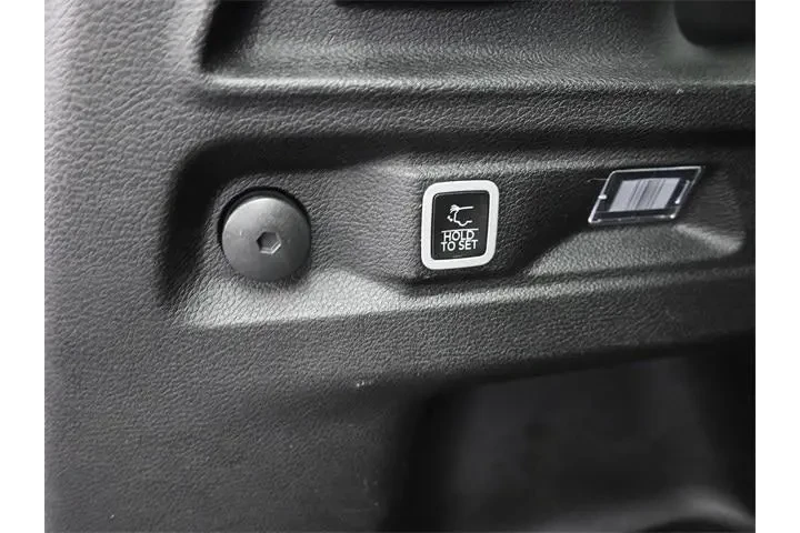 $31663 : Jeep Grand Cherokee L 2024 4 image 7