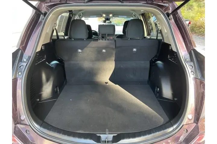 $17500 : Toyota RAV4 2017 AWD LE 4dr image 8