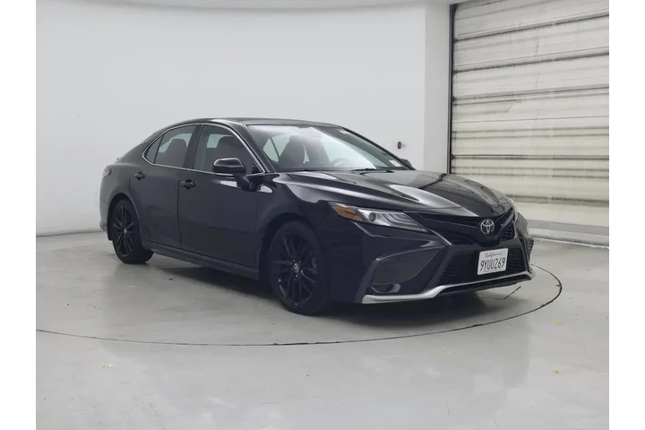 $27998 : Toyota Camry 2021 AWD XSE 4d image 1