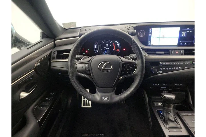 $27998 : Lexus ES 350 2019 F SPORT 4d image 10