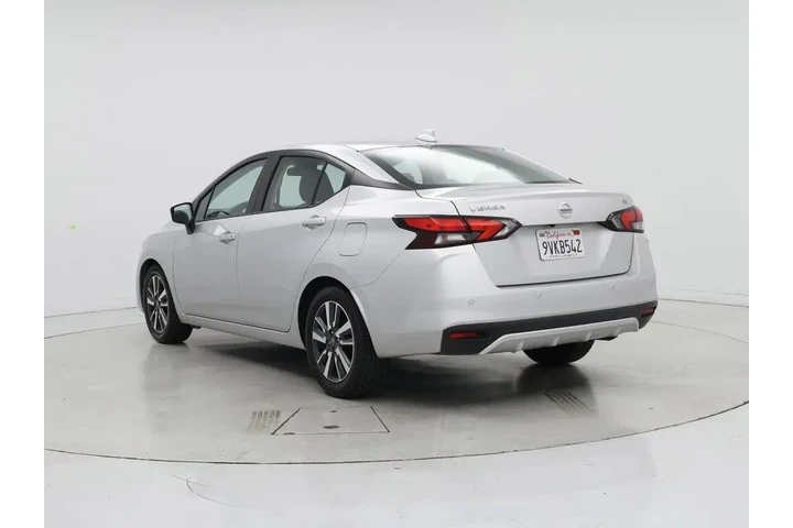 $16998 : Nissan Versa 2021 SV 4dr Sed image 2