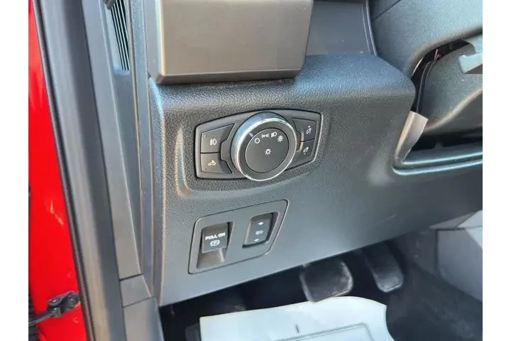 $28175 : Ford F-150 2019 4x4 XLT 4dr image 5