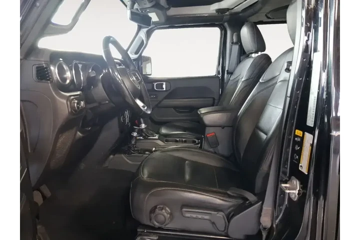 $37500 : Jeep Wrangler 2023 4x4 Sahar image 2
