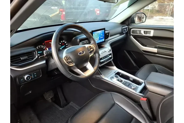 $36840 : Ford Explorer 2022 AWD XLT 4 image 10