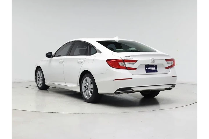 $19998 : Honda Accord 2019 LX 4dr Sed image 2