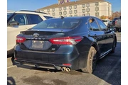 $19758 : Toyota Camry 2019 SE 4dr Sed thumbnail