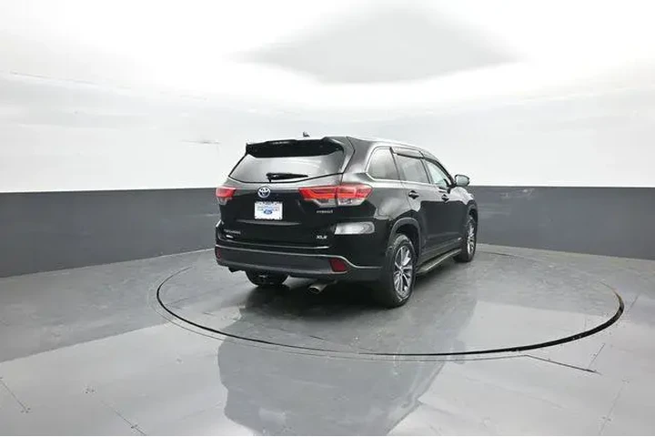 $26495 : Toyota Highlander Hybrid 201 image 7