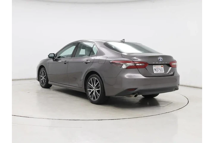 $30998 : Toyota Camry Hybrid 2024 XLE image 2