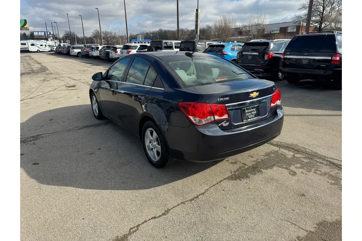$5980 : 2015 Cruze 4dr Sdn Auto 1LT image 4