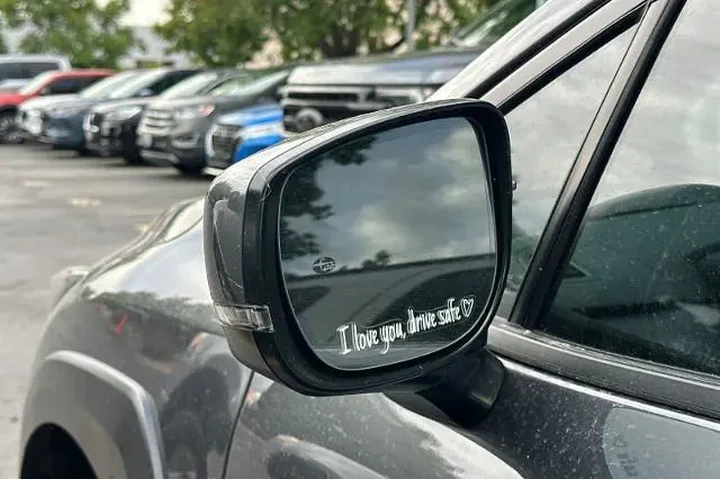 $29995 : Subaru Crosstrek 2025 AWD Li image 8