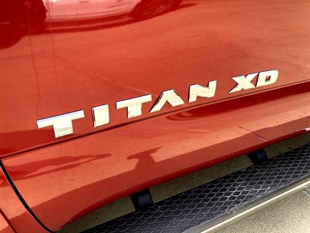 $26596 : 2016 Titan XD Platinum Reserv image 6