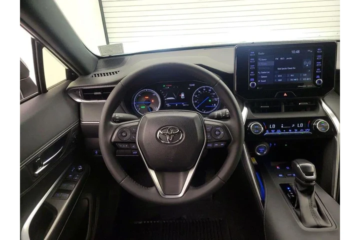 $28998 : Toyota Venza 2022 AWD XLE 4d image 10