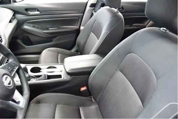 $20994 : Nissan Altima 2025 2.5 SV 4d image 9