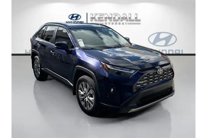 $29869 : Toyota RAV4 2024 Limited 4dr image 1