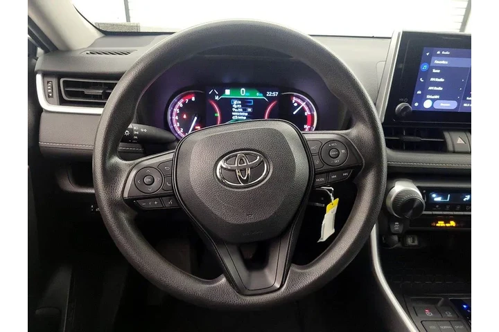$23998 : Toyota RAV4 2023 LE 4dr SUV image 10