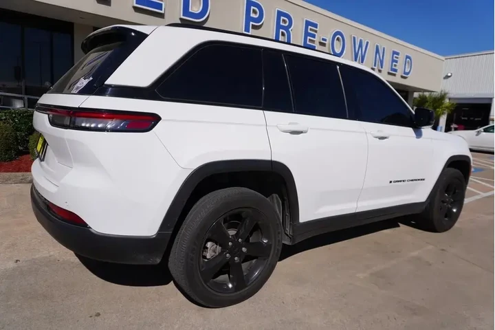 $30888 : Jeep Grand Cherokee 2023 4x4 image 6