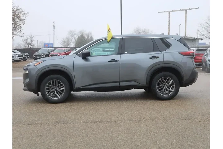 $19377 : Nissan Rogue 2023 AWD S 4dr image 5
