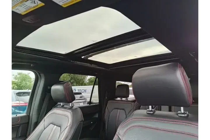 $23750 : Ford Expedition MAX 2018 4x4 image 9