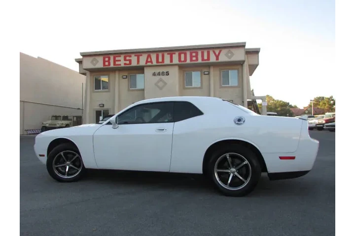 $8995 : 2010 Challenger SE image 9