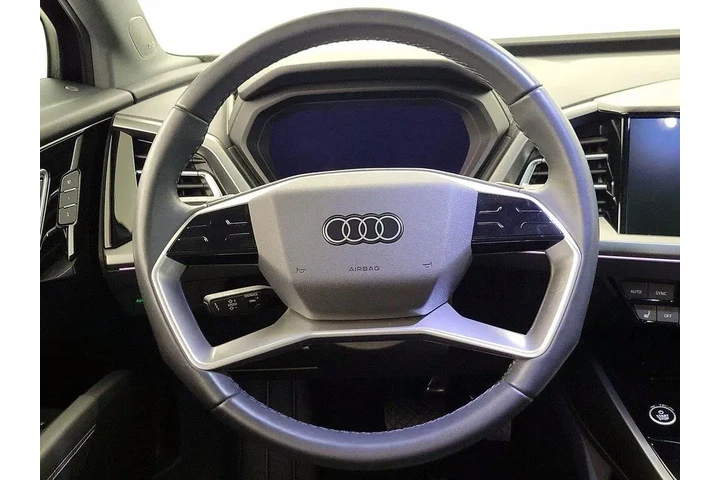 $31998 : Audi Q4 e-tron 2024 AWD quat image 10