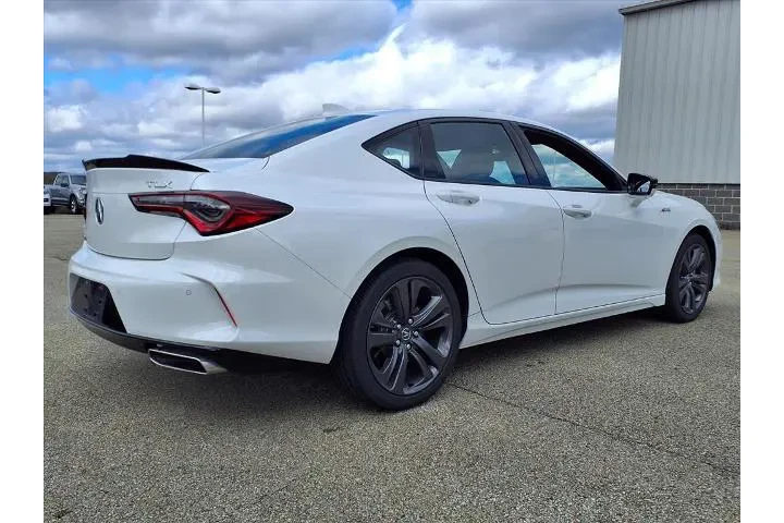 $34986 : Acura TLX 2023 4dr Sedan w/A image 6