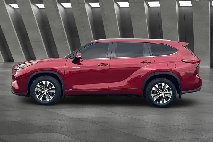 $35900 : Toyota Highlander Hybrid 202 image 8