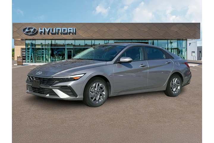 $20544 : Hyundai ELANTRA 2024 SEL 4dr image 2