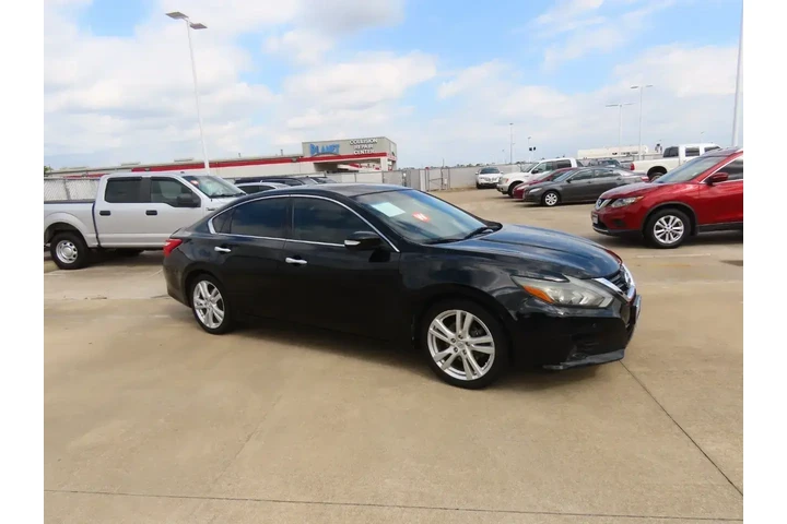 Nissan Altima 2016 3.5 SR 4d image 7
