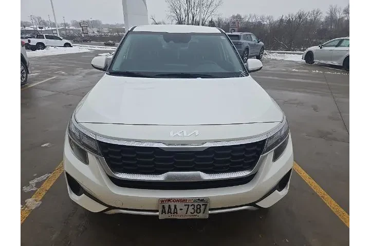 $19495 : Kia Seltos 2023 AWD LX 4dr S image 2