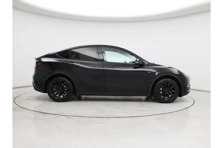 $31998 : Tesla Model Y 2023 4dr Cross image 7