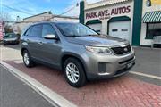 $7995 : 2015 Sorento LX thumbnail