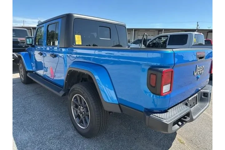 $33579 : Jeep Gladiator 2022 4x4 Over image 4