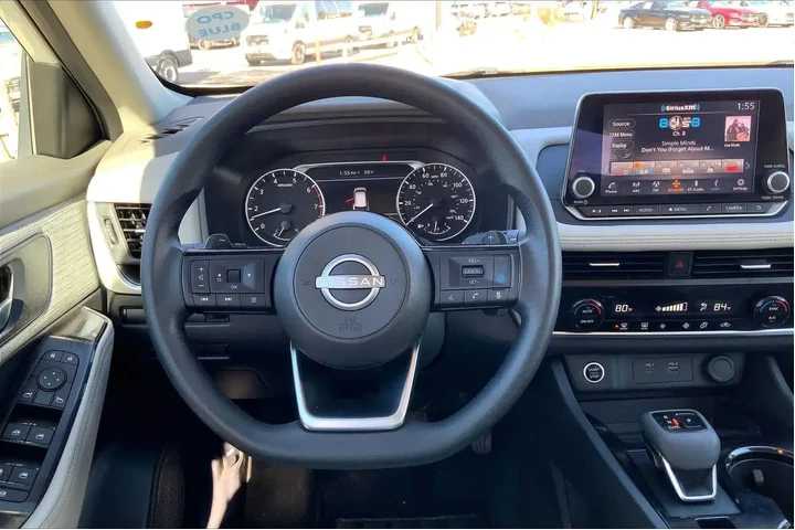 $23598 : Nissan Rogue 2023 SV 4dr Cro image 5
