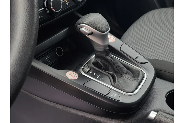 $15995 : Kia Soul 2023 LX 4dr Crossov image 9