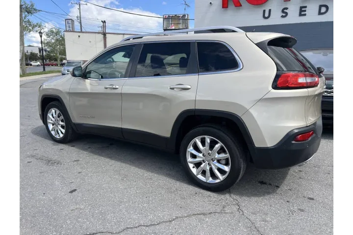 $11900 : 2014 Cherokee Limited image 5