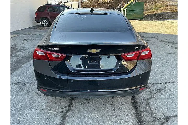 $20558 : Chevrolet Malibu 2024 LT 4dr image 6