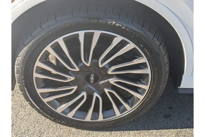 $33999 : Lincoln Corsair 2021 AWD Res image 10