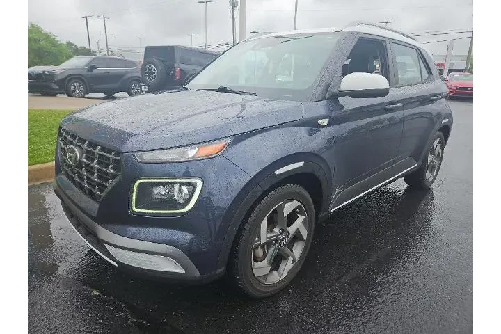 $15376 : Hyundai VENUE 2022 SEL 4dr C image 4