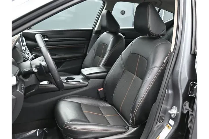 $17995 : Nissan Altima 2021 2.5 SR 4d image 9