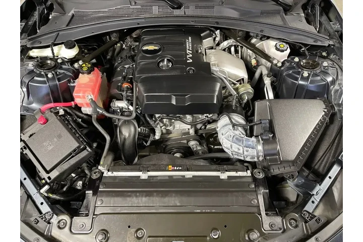 $28998 : Chevrolet Camaro 2021 LS 2dr image 9