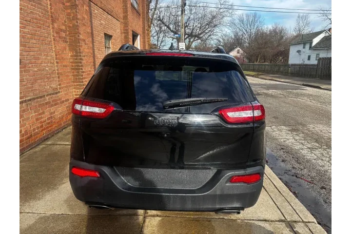 $10000 : 2017 Cherokee High Altitude image 10