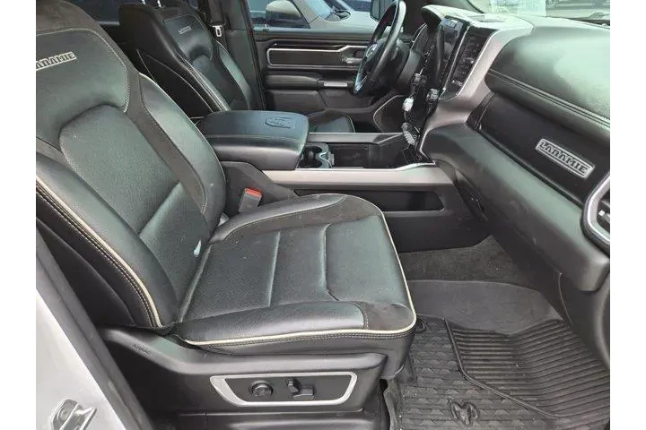 $36991 : Ram 1500 2021 4x4 Laramie 4d image 3