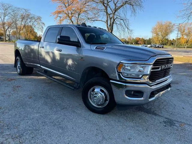 $39995 : 2019 RAM 3500 Lone Star image 1