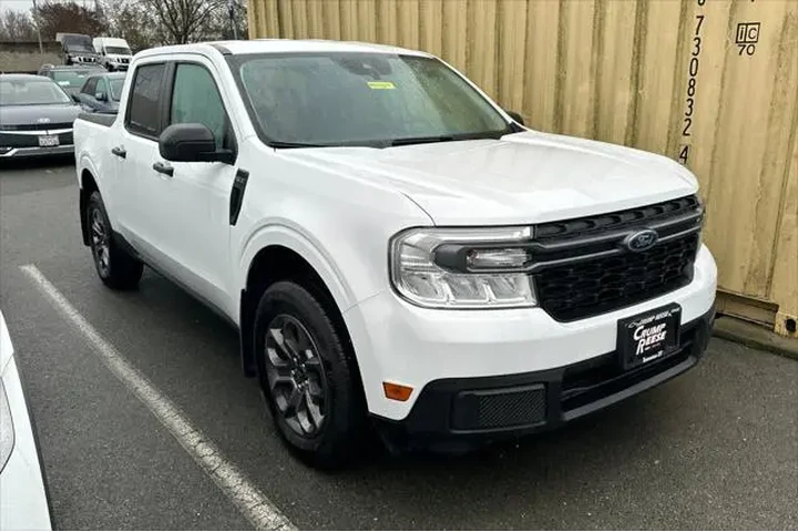 $28990 : Ford Maverick 2024 AWD XLT 4 image 2