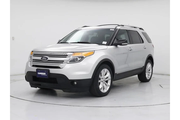 $15998 : Ford Explorer 2015 AWD XLT 4 image 4