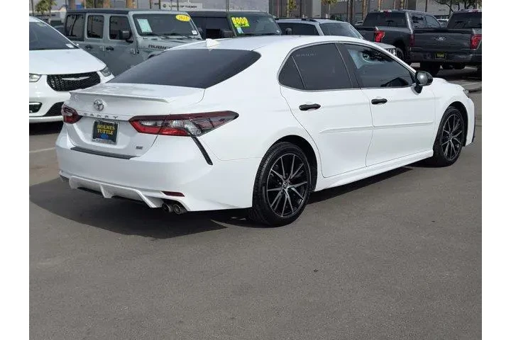$22999 : Toyota Camry 2023 SE 4dr Sed image 2