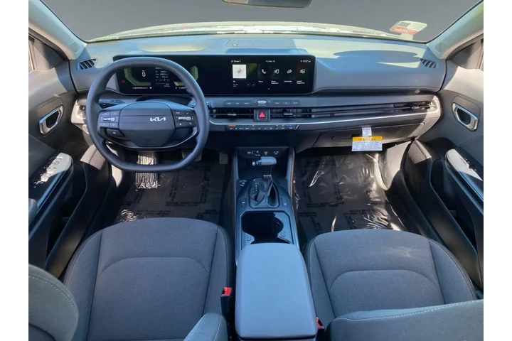 $29350 : Kia K4 2025 image 10