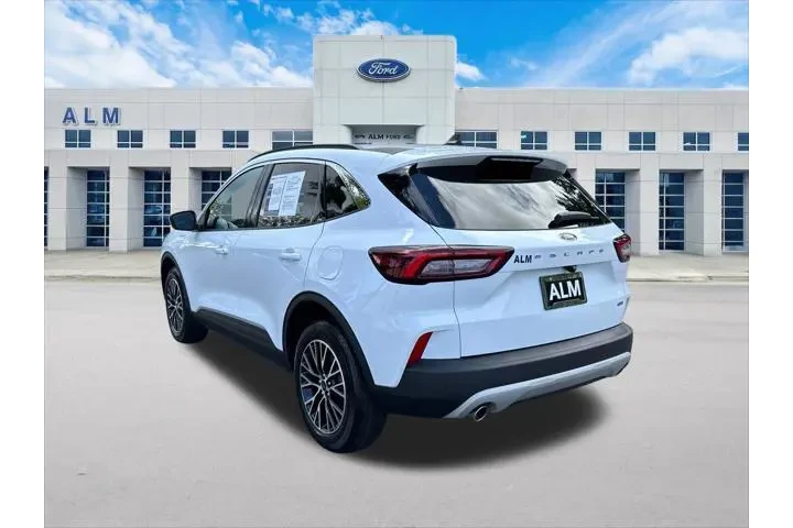 $21970 : Ford Escape Plug-In Hybrid 2 image 7