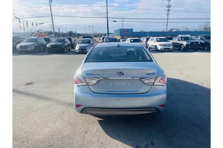 $5450 : 2013 Sonata Hybrid image 6