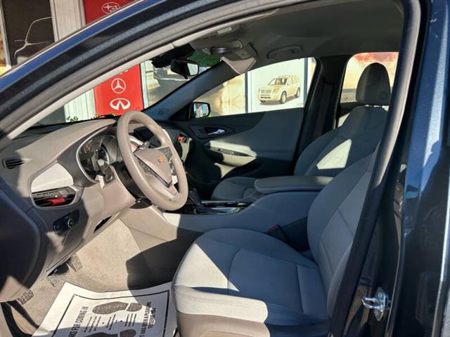 $16999 : 2020 Malibu LS Fleet image 10